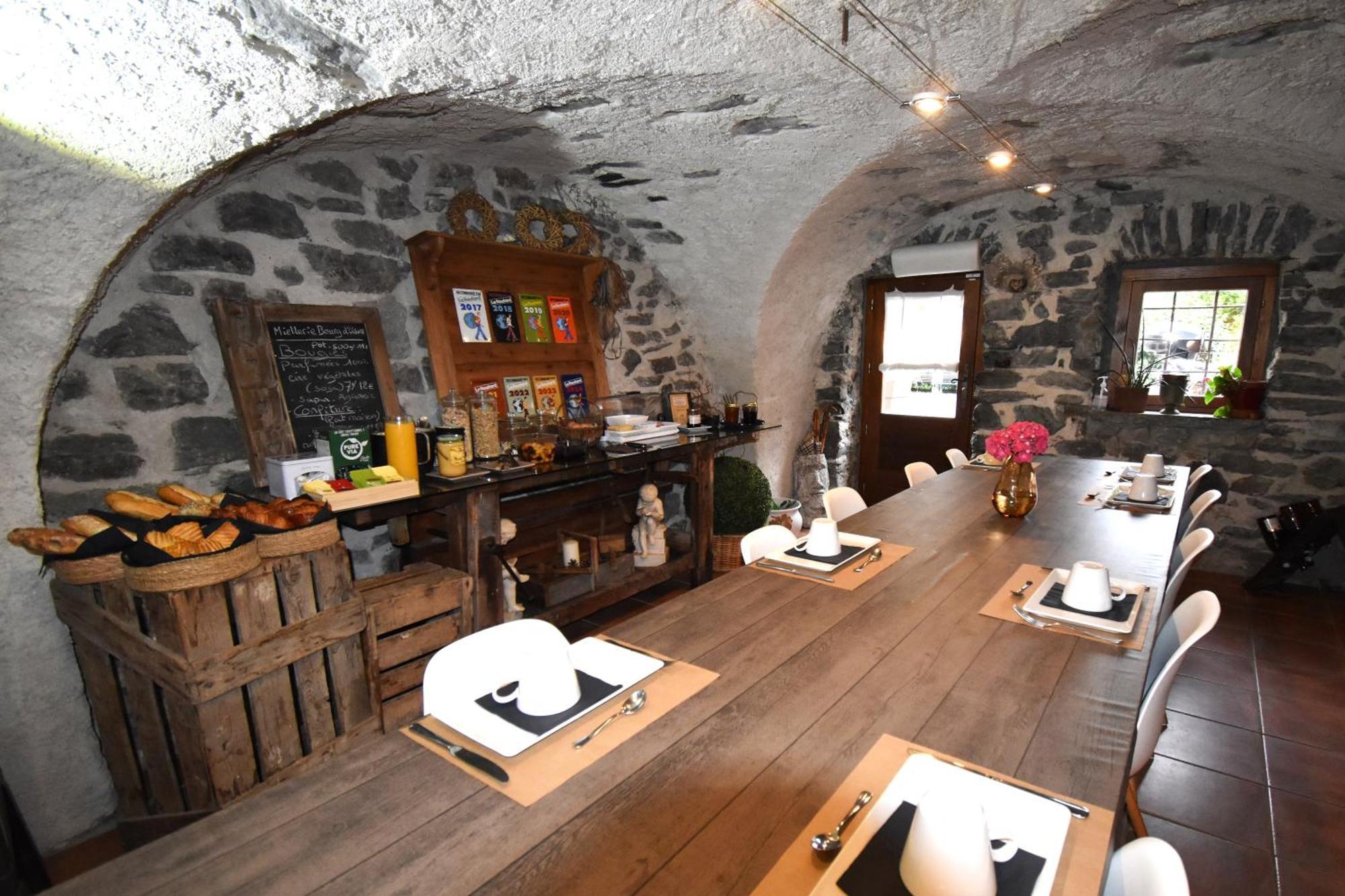 La Cle Des Bois Bed & Breakfast Le Bourg-dʼOisans Екстериор снимка