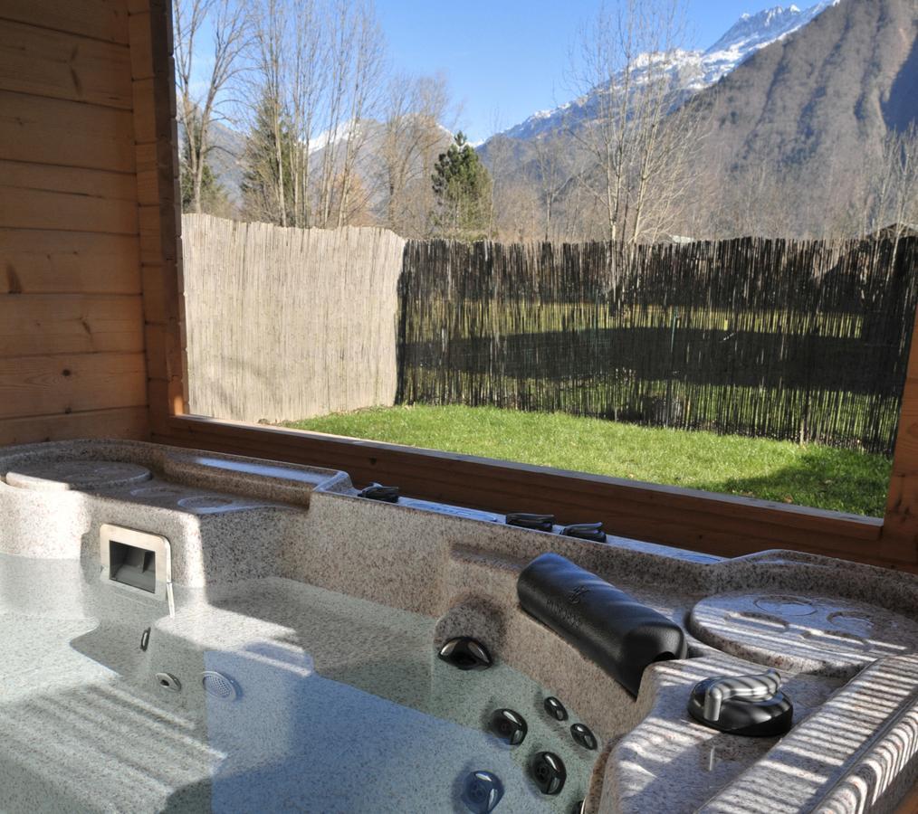 La Cle Des Bois Bed & Breakfast Le Bourg-dʼOisans Екстериор снимка